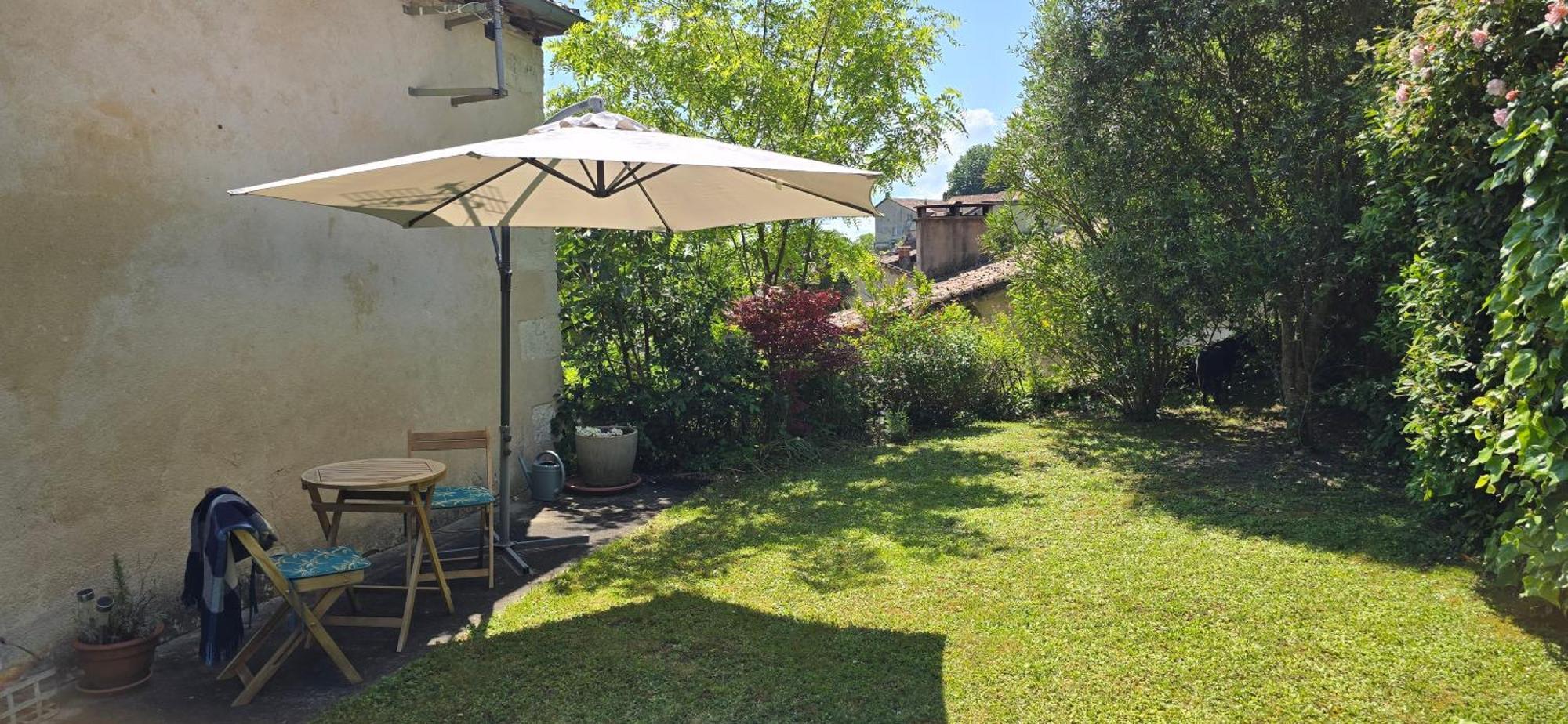 La Maison Du Tourniquet Aubeterre-sur-Dronne Εξωτερικό φωτογραφία